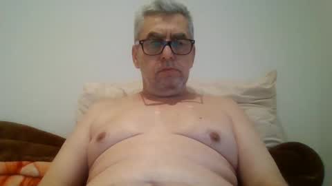 gigi1970 online show from 12/15/24, 03:09