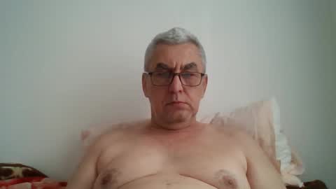 gigi1970 online show from 05/17/26, 03:41