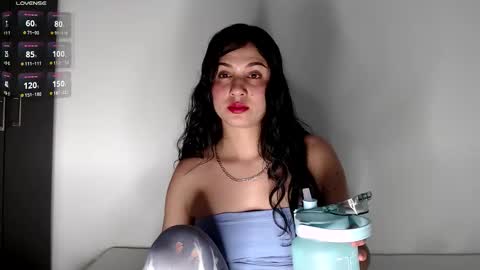 Gigi online show from 10/15/25, 10:32