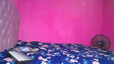 Snapshot of gigi_scott_ chatting on 05/11/26, 12:05 GIGI STCOTT online show from 05/11/26, 12:05