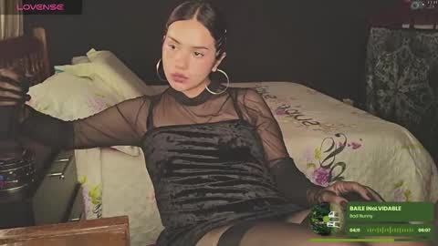 Snapshot of gigifontaine_ chatting on 10/12/25, 07:51 Gigi independet model P online show from 10/12/25, 07:51