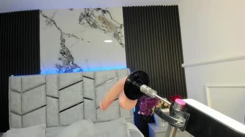 Gigi Doll online show from 01/10/26, 11:34