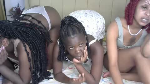 Snapshot of gigijahz chatting on 03/10/25, 10:02 gigijahz online show from 03/10/25, 10:02