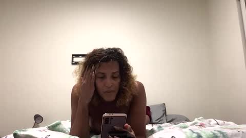 Snapshot of gigisparkle13 chatting on 12/29/24, 06:03 Gigi online show from 12/29/24, 06:03