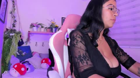 Snapshot of giisell chatting on 04/07/26, 01:55 giisell online show from 04/07/26, 01:55