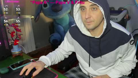 Snapshot of gil_gamesh90 chatting on 01/01/25, 08:24 Mirko online show from 01/01/25, 08:24