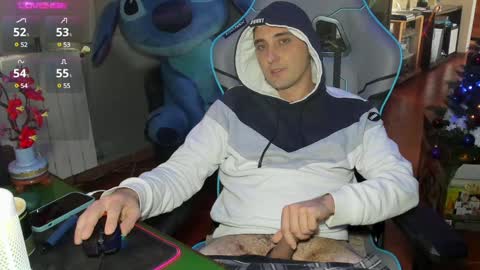 Snapshot of gil_gamesh90 chatting on 01/02/25, 02:13 Mirko online show from 01/02/25, 02:13