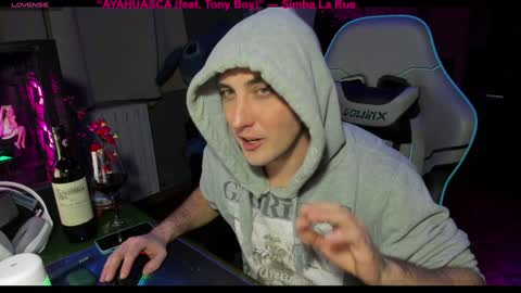 Snapshot of gil_gamesh90 chatting on 01/22/25, 06:52 Mirko online show from 01/22/25, 06:52