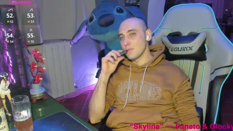 Snapshot of gil_gamesh90 chatting on 02/07/25, 08:10 Mirko online show from 02/07/25, 08:10