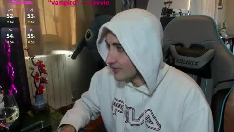 Snapshot of gil_gamesh90 chatting on 02/20/25, 11:42 Mirko online show from 02/20/25, 11:42