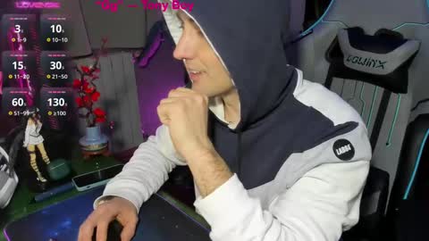 Snapshot of gil_gamesh90 chatting on 02/22/25, 05:46 Mirko online show from 02/22/25, 05:46