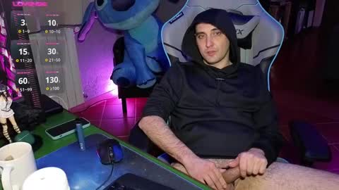 Snapshot of gil_gamesh90 chatting on 02/28/25, 04:42 Mirko online show from 02/28/25, 04:42