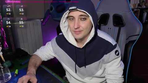 Snapshot of gil_gamesh90 chatting on 03/01/25, 08:23 Mirko online show from 03/01/25, 08:23