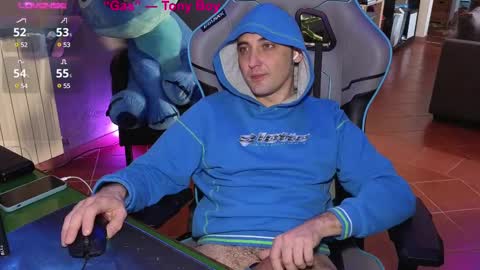 Snapshot of gil_gamesh90 chatting on 03/07/25, 07:19 Mirko online show from 03/07/25, 07:19