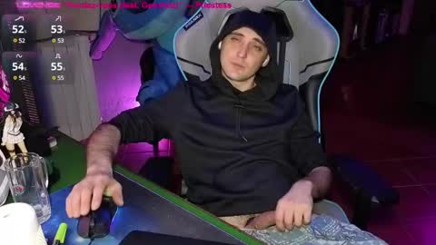 Snapshot of gil_gamesh90 chatting on 03/12/25, 09:03 Mirko online show from 03/12/25, 09:03