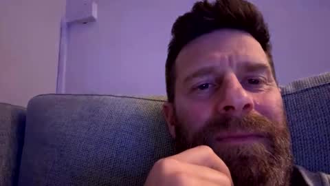 Gilbert online show from 02/09/25, 10:43