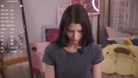 Mia online show from 02/04/26, 08:09