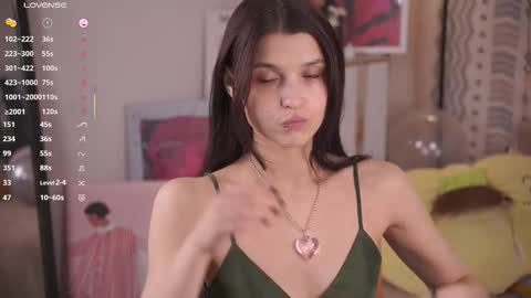 Mia online show from 02/10/26, 08:07