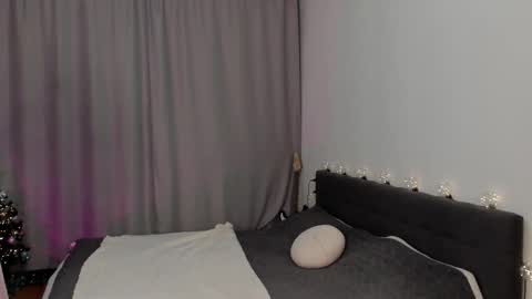 Gin online show from 01/13/26, 06:08