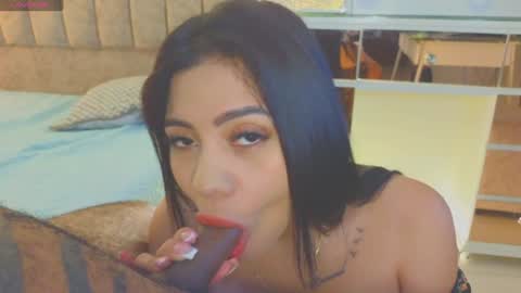 Snapshot of gina_akemi chatting on 10/15/25, 11:21 O GINA AND AKEMI    online show from 10/15/25, 11:21