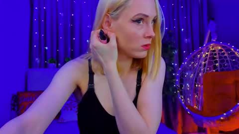 Gina online show from 02/08/26, 12:47