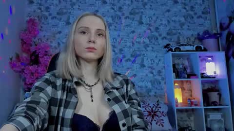 Gina online show from 04/14/26, 01:11