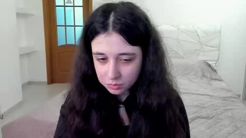 Kate online show from 12/20/25, 09:38