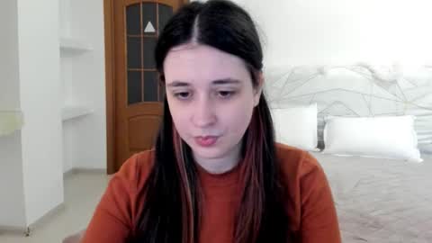 Kate online show from 05/14/26, 07:48