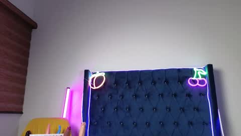 Snapshot of ginacali chatting on 10/28/25, 04:16 Gina Cali online show from 10/28/25, 04:16