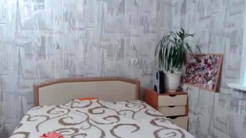 ginaxsoulah   online show from 11/19/25, 08:58