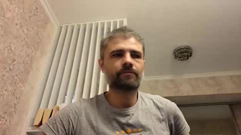 Snapshot of gindrie chatting on 02/28/25, 01:47 Gabriel online show from 02/28/25, 01:47