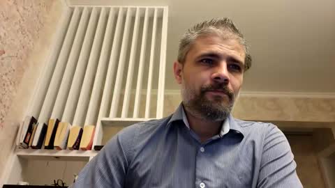 Snapshot of gindrie chatting on 11/11/25, 05:29 Gabriel online show from 11/11/25, 05:29