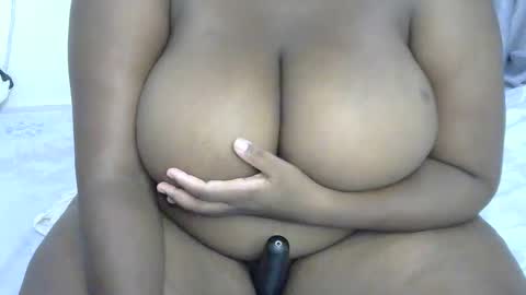 Snapshot of ginger_babes1 chatting on 10/26/25, 11:05 ginger_babes1 online show from 10/26/25, 11:05