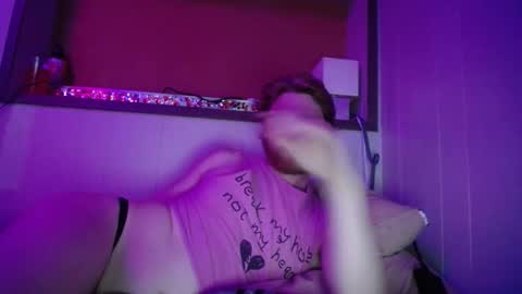 ginger_binj online show from 10/06/25, 07:28