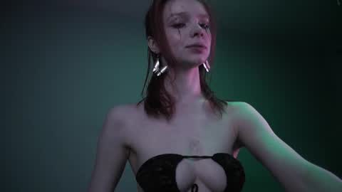 Snapshot of ginger_hugs chatting on 07/01/26, 10:20 im expecting 350 thumbs up on my altar online show from 07/01/26, 10:20