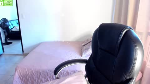 Snapshot of ginger_smil chatting on 01/20/25, 12:39 Diana online show from 01/20/25, 12:39