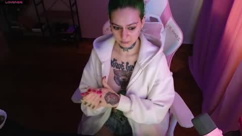 Ginger online show from 06/01/26, 08:16