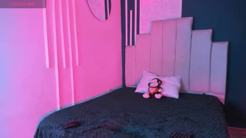 Snapshot of ginger_x_fire chatting on 11/24/25, 12:54 ginger_x_fire online show from 11/24/25, 12:54