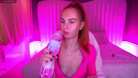 Snapshot of gingergazee chatting on 11/11/25, 07:41 GinegerGazee online show from 11/11/25, 07:41