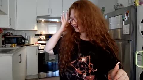 Snapshot of gingerprincess555 chatting on 09/22/25, 11:40 gingerprincess555 online show from 09/22/25, 11:40