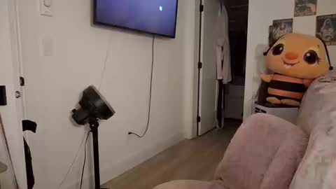 Snapshot of gingerprincess555 chatting on 10/12/25, 03:55 gingerprincess555 online show from 10/12/25, 03:55