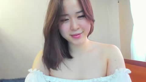 Snapshot of ginnycherry chatting on 06/09/26, 01:56 Ginny online show from 06/09/26, 01:56