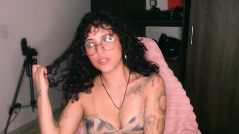 giny_bean online show from 03/08/26, 02:04