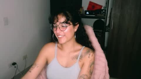 giny_bean online show from 05/08/26, 11:54