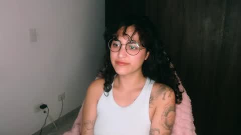 giny_bean online show from 05/12/26, 09:50