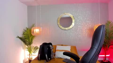 Gio Carangi online show from 05/05/26, 02:52