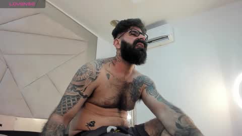 gio_lorenz online show from 11/25/25, 01:11