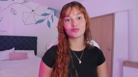 Snapshot of gio_palacios chatting on 01/10/25, 01:31 Gio online show from 01/10/25, 01:31