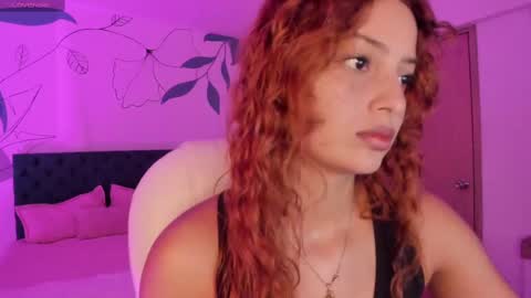 Snapshot of gio_palacios chatting on 03/12/25, 02:34 Gio online show from 03/12/25, 02:34