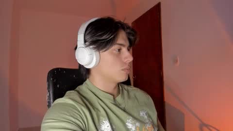 GioRusso online show from 11/25/25, 10:54